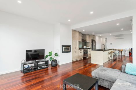 Property photo of 220B Roberts Street Yarraville VIC 3013