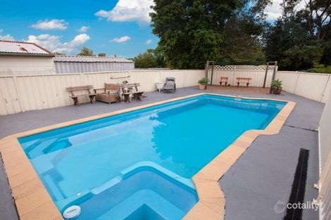 Property photo of 14 Lang Crescent Tarro NSW 2322