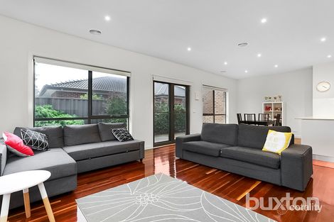 Property photo of 2/7 Headingley Road Mount Waverley VIC 3149