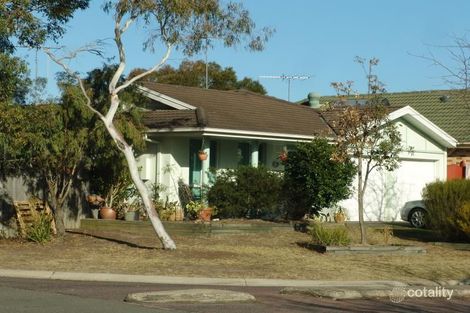 2 Wimbledon Ct, Wattle Grove, NSW 2173