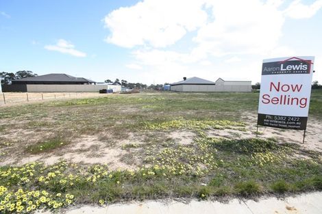 Property photo of 2/7 Rissmann Drive Horsham VIC 3400