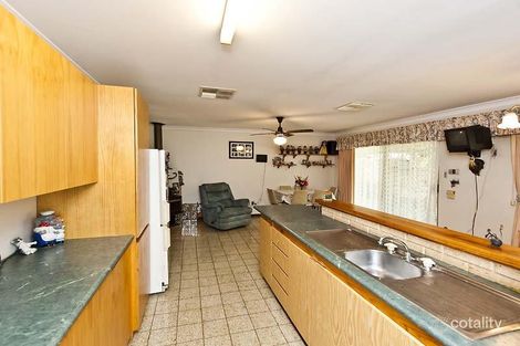 Property photo of 11 Elder Way Bellevue WA 6056