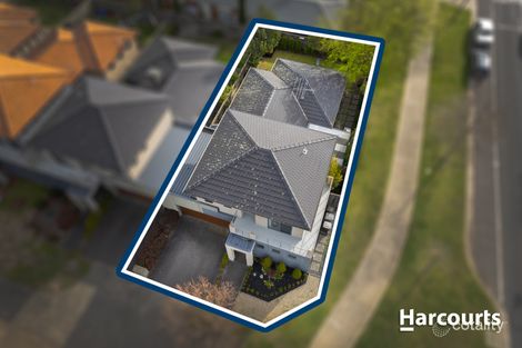 1 Greenhaven Tce, Berwick, VIC 3806