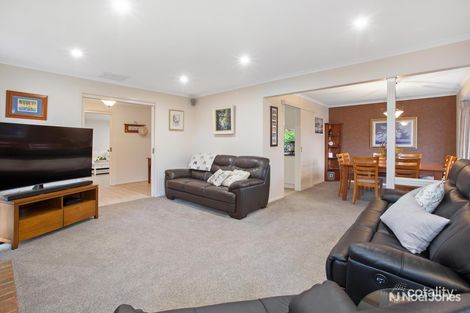 Property photo of 9 Henry Smith Place Croydon Hills VIC 3136