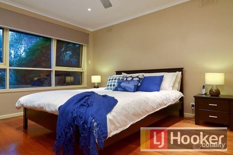 Property photo of 3 Parkland Avenue Hampton Park VIC 3976