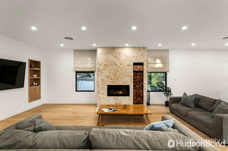 Property photo of 35 Cuthbert Street Bulleen VIC 3105