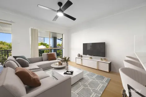 11/25 Walton St, Southport, QLD 4215