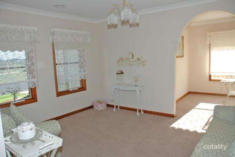 Property photo of 6 Bundoran Avenue Cranbourne VIC 3977