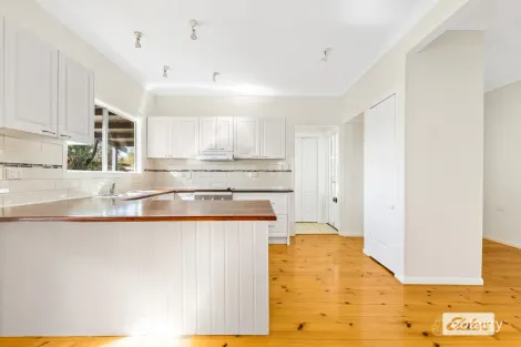 Property photo of 70 Baker Street Emerald QLD 4720