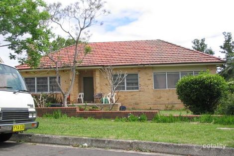 14 Nolan Cres, Westmead, NSW 2145