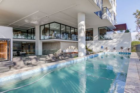 504/372-374 Marine Pde, Labrador, QLD 4215