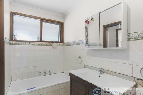 Property photo of 1/218 Gladstone Road Dandenong North VIC 3175