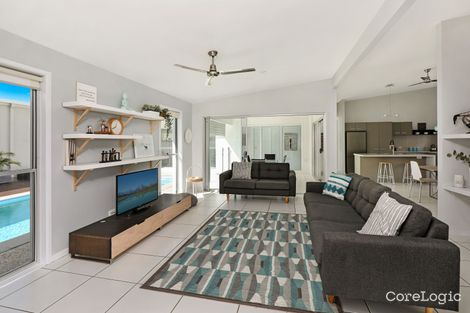 Property photo of 14 Crete Court Parrearra QLD 4575