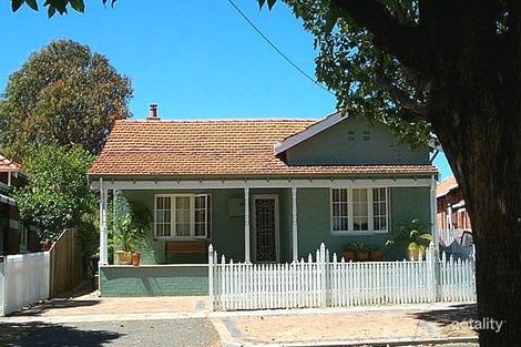 13 Wilberforce St, Mount Hawthorn, WA 6016