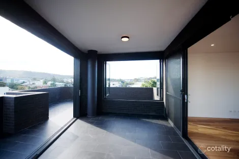 502/121 Clarence Rd, Indooroopilly, QLD 4068