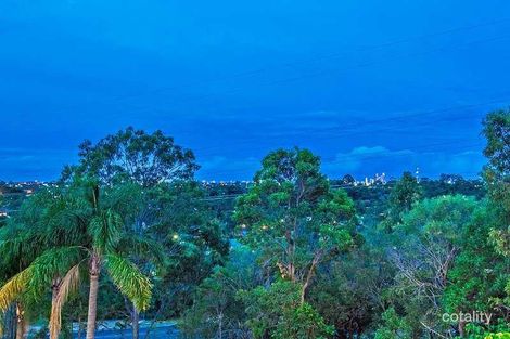 Property photo of 98 Explorers Way Highland Park QLD 4211