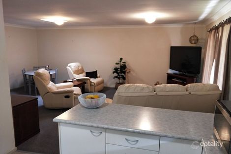 Property photo of 19/9 McMillan Street Labrador QLD 4215