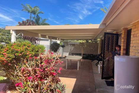 Property photo of 8 Cliveden Avenue Point Vernon QLD 4655