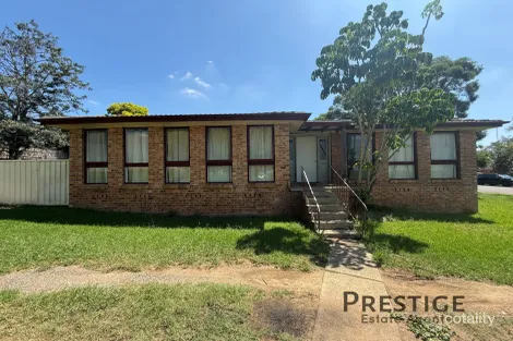 7 Flavel St, South Penrith, NSW 2750