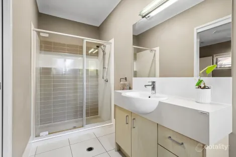 Property photo of 10 Feather Court Birtinya QLD 4575