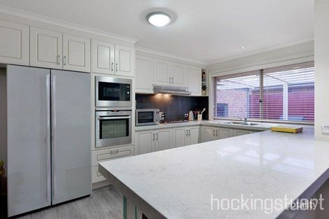 Property photo of 14 Albrecht Avenue Berwick VIC 3806