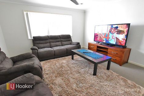 Property photo of 5 Toby Close Kallangur QLD 4503