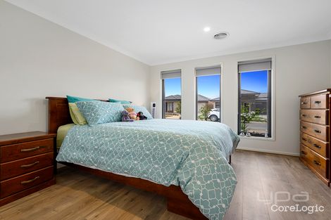 Property photo of 8 Bridgegate Road Thornhill Park VIC 3335