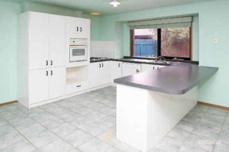 Property photo of 12 Dairy Close Sydenham VIC 3037
