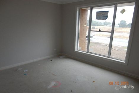 Property photo of 35 Hanrahan Street Hamilton Valley NSW 2641