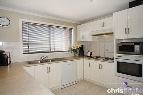 Property photo of 33 Grange Circuit Beaconsfield VIC 3807