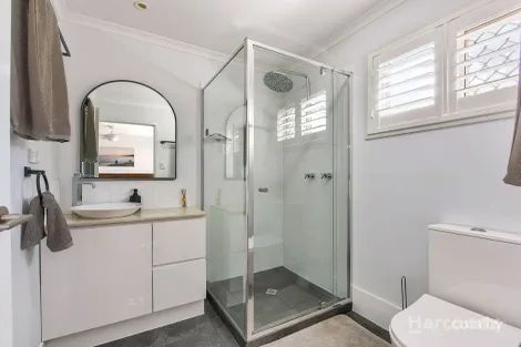 Property photo of 9 Iris Place Fitzgibbon QLD 4018