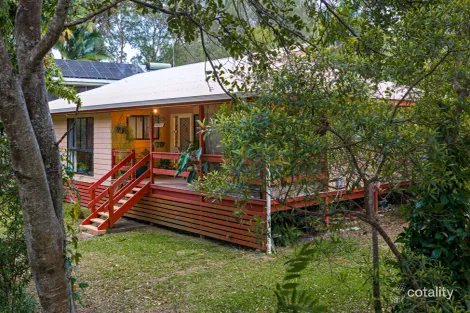 Property photo of 1 Burra Burra Close Ocean Shores NSW 2483