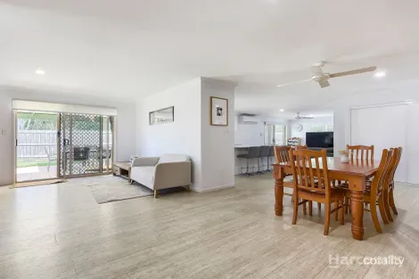 Property photo of 9 Iris Place Fitzgibbon QLD 4018