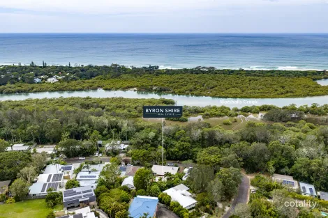 Property photo of 1 Burra Burra Close Ocean Shores NSW 2483