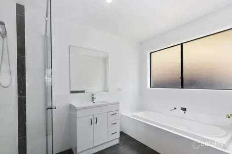 Property photo of 21 Rigoni Crescent Coffs Harbour NSW 2450