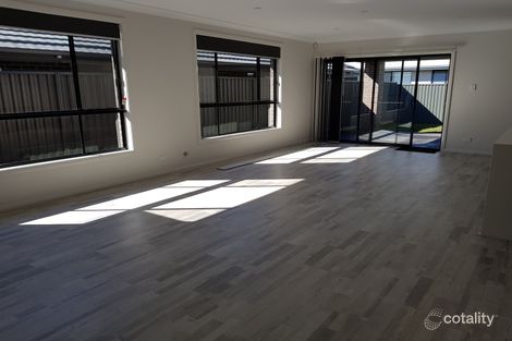 Property photo of 32 Phillips Avenue Oran Park NSW 2570