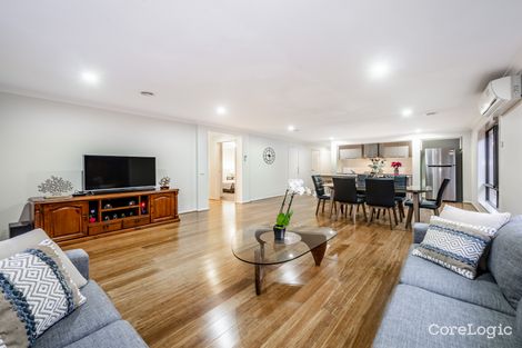 Property photo of 7 Dellinea Street Cranbourne North VIC 3977