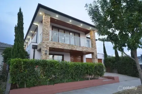 6 Namadgi St, Wollert, VIC 3750