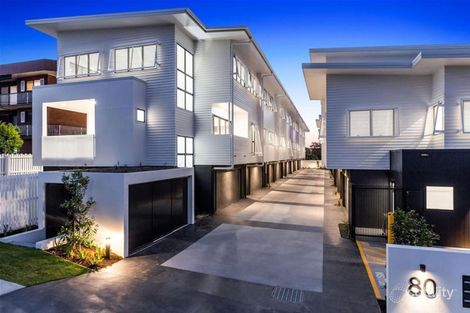 Property photo of 16/82 Kirkland Avenue Coorparoo QLD 4151