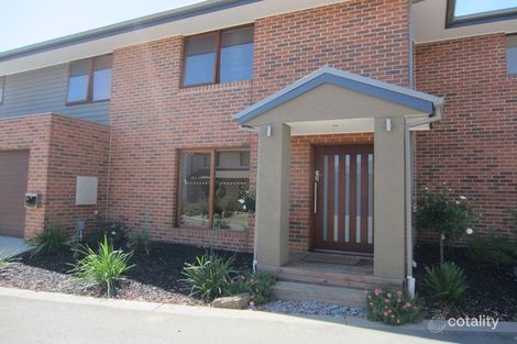 Property photo of 14 Green Place Eltham VIC 3095