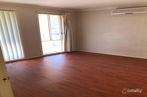 Property photo of 82 Helicia Road Macquarie Fields NSW 2564