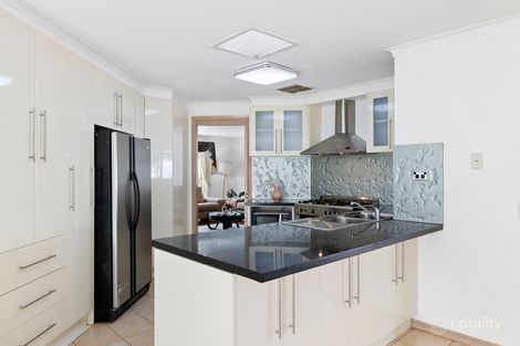 Property photo of 32 Yvette Drive Rowville VIC 3178
