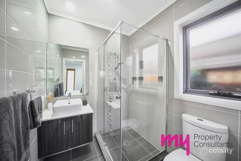 Property photo of 4 Tulloch Grove Gledswood Hills NSW 2557