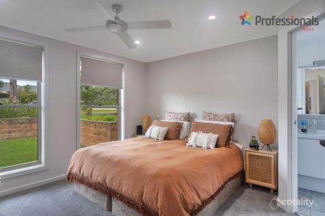 Property photo of 20 Robinia Way Worrigee NSW 2540