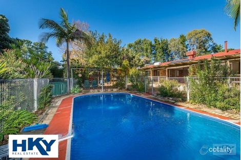 Property photo of 18 Tranmore Place Woodridge WA 6041