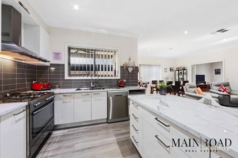 Property photo of 8 Horan Way Weir Views VIC 3338