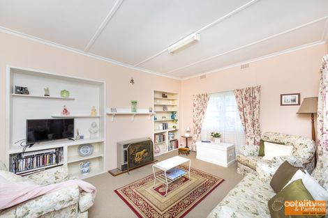 Property photo of 4 Hayes Street Queanbeyan NSW 2620