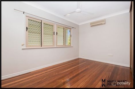 Property photo of 35 Chalfont Street Salisbury QLD 4107