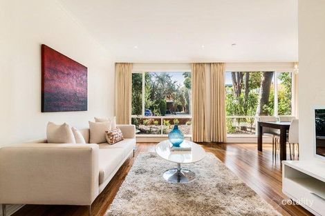 Property photo of 1/37 Narong Road Caulfield North VIC 3161