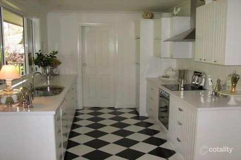 Property photo of 30 Glenelgin Road Winmalee NSW 2777